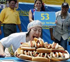 The making of a hot dog wiener
